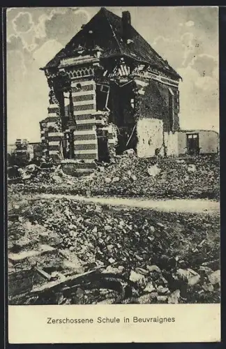 AK Beuvraignes, École détruite après bombardement