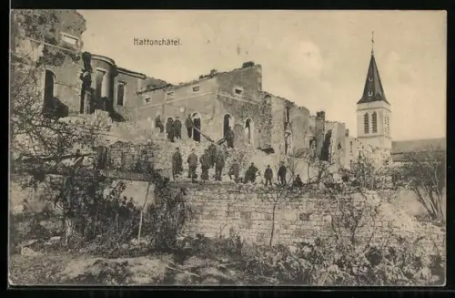 AK Hattonchâtel, Ruines et clocher après la guerre