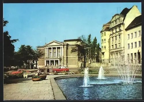 AK Halle /Saale, Theater des Friedens, Brunnenanlage