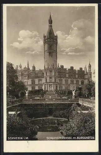 AK Schwerin i. M., Schlossterrasse, Burggarten