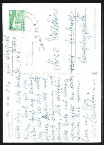 AK Halle /Saale, Passanten in der Klement-Gottwald-Strasse