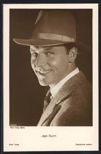 AK Schauspieler Igo Sym lächelnd in Kamera schauend