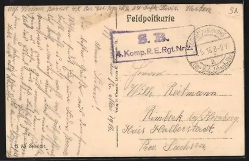 AK Ste-Marie-a-Py, Ortsansicht vom Bahnhof aus, mit Soldaten auf der Landstrasse