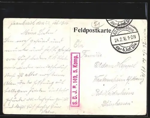 AK Bazancourt, Vue de l`église et de la rue principale avec des passants en hiver