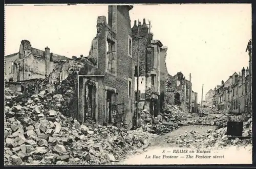 AK Reims, La Rue Pasteur en ruines