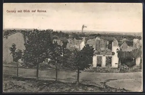 AK Cernay, Vue sur Reims et les ruines environnantes