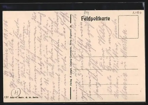 AK Beine, Rue principale avec habitants et bâtiments endommagés