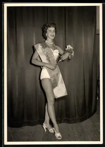 Foto-AK Portrait der Miss Nordsee, Schönheitskönigin