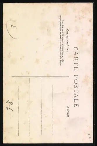 AK Frau am Verkaufstresen in einem Tabaksgeschäft