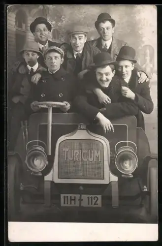 AK Männer posieren mit Auto TURICUM