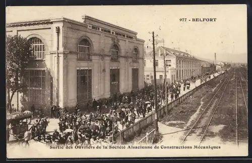 AK Belfort, Sortie des Ouvriers de la Société Alsacienne de Constructions Mécaniques