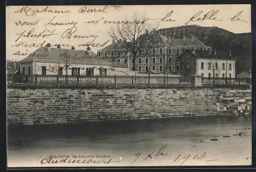 AK Belfort, La Caserne Vauban et le rempart le long de la rivière