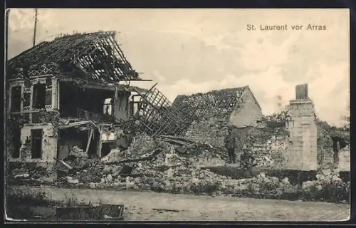 AK St. Laurent, Vue partielle de la ville détruite