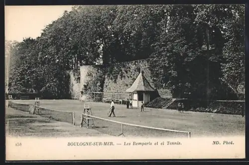 AK Boulogne-sur-Mer, Les Remparts et le Tennis