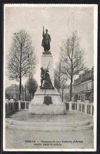 AK Arras, Monument aux Enfants d`Arras morts pour la patrie