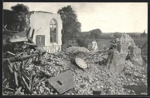 AK Vimy, Ruines d`une église avec horloge après destruction 1916