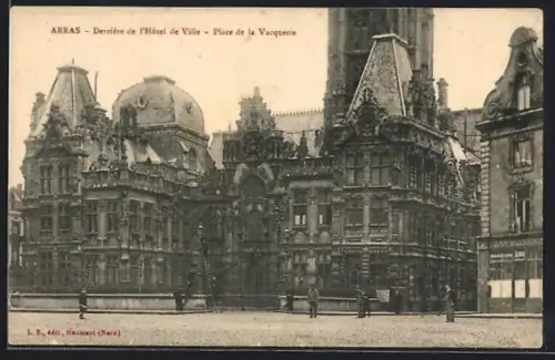 AK Arras, Derrière de l`Hôtel de Ville, Place de la Vacquerie