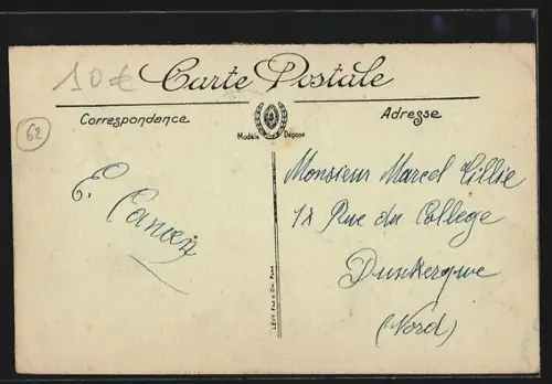 AK Berck-Plage, Rue Carnot animée avec passants et voitures