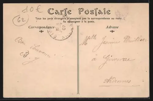 AK Berck-Plage, La Rue de la Plage animée avec passants et charrette