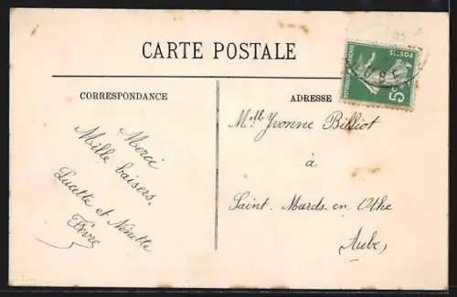 AK Berck-Plage, La Rue Carnot animée avec passants et boutiques