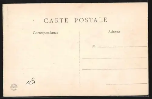 AK Fauquemberge, Rue d`Amiens avec commerces et bâtiments historiques