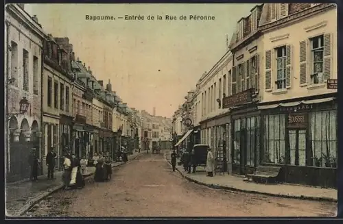 AK Bapaume, Entrée de la Rue de Péronne