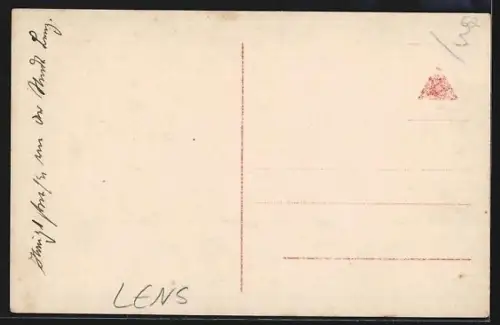 Foto-AK Lens, Zerschossene Hauptstrasse in der Stadt nördlich von Arras 1917