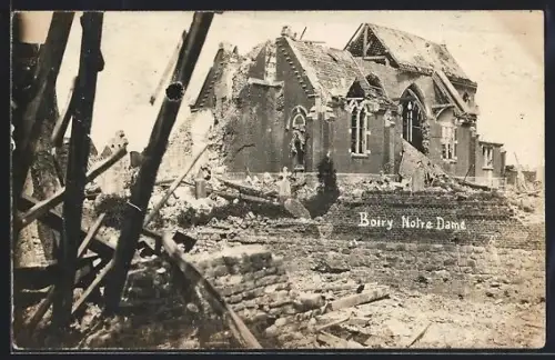 AK Boiry, Notre-Dame en ruines après le bombardement