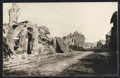 AK Auchy, Vue des ruines du village après la destruction