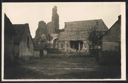 AK Grévillers, Église détruite après la bataille de la Somme 1916