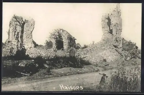 AK Haisnes, Ruines après le bombardement