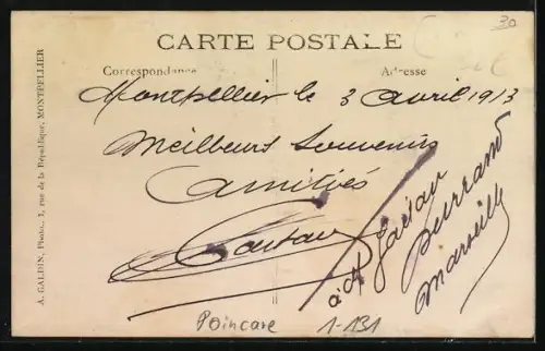 AK Poincare in einem Auto durch die Strasse fahrend