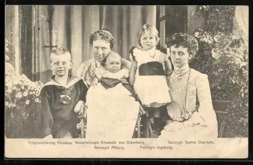 AK Herzogin Sophie Charlotte von Oldenburg mit ihren Kindern und Grossherzogin Elisabeth von Oldenburg