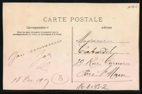 AK Mädchen und Frau zwischen Felsen am Meer