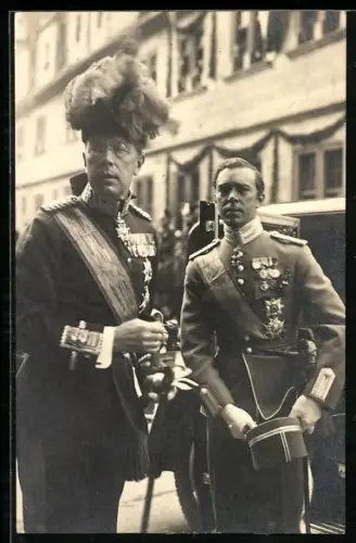 AK Der Kronprinz von Schweden in Uniform 1933