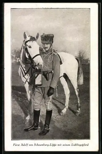 Foto-AK Fürst Adolf von Schaumburg-Lippe in Husarenuniform mit seinem Lieblingspferd
