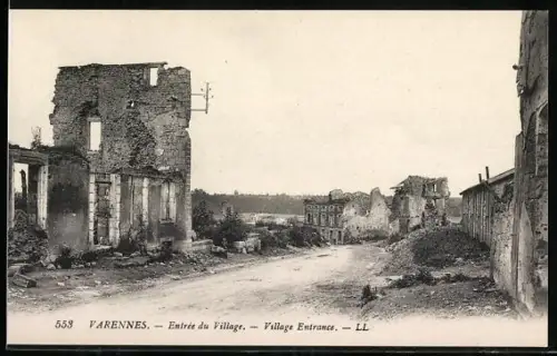 AK Varennes, Entrée du Village
