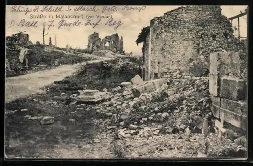 AK Malancourt, Rue en ruines avant Verdun durant la Première Guerre mondiale