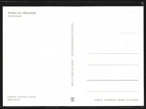 AK Wolfen /Kr. Bitterfeld, Totalansicht vom Schwimmbad