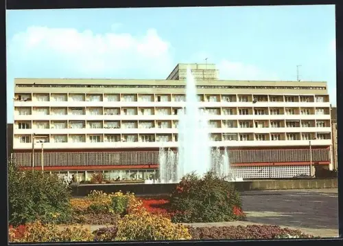 AK Dessau, Haus des Reisens, Plattenbau