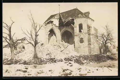 AK Souville, Église en ruines après le bombardement en Champagne