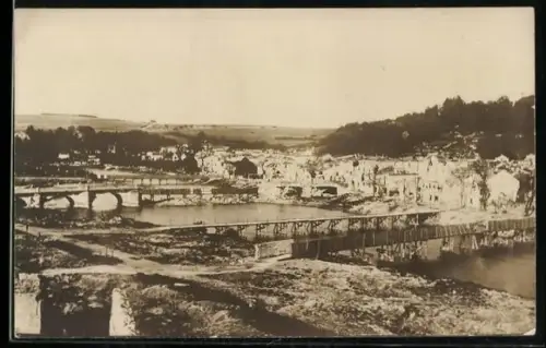 AK Saint-Mihiel, Vue de la Meuse avec ponts provisoires en 1916