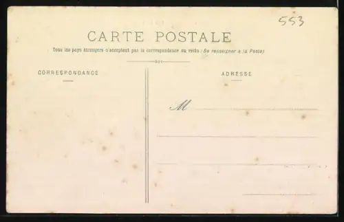 AK Saint-Mihiel, Rue Frutière avec ses bâtiments et commerces