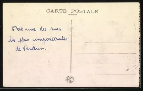 AK Verdun, Rue Mazel avec voitures et calèches animées