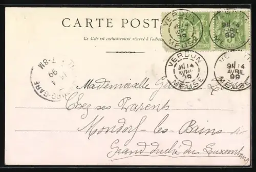 AK Verdun, Place Chevert avec vue sur la place et les bâtiments environnants