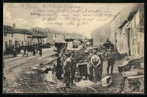 AK Benney, Soldats allemands dans une rue du village pendant la Première Guerre mondiale