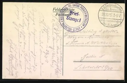 AK Stenay, Caserne d`artillerie avec soldats et enfants jouant dans la cour