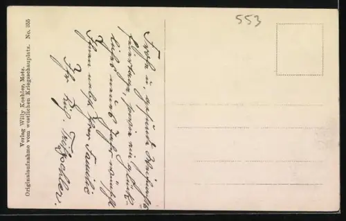 AK Lamorville /St. Mihiel, Vue d`un bâtiment en pierre avec des personnages au premier plan