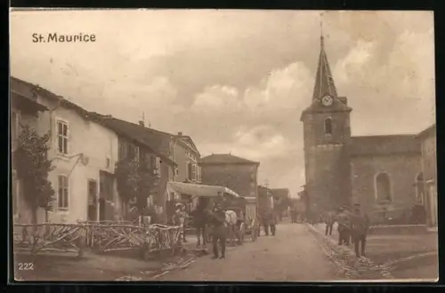 AK St. Maurice, Rue principale avec église et passants