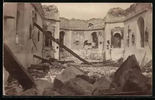 AK Seuzey, Intérieur en ruines de l`église détruite